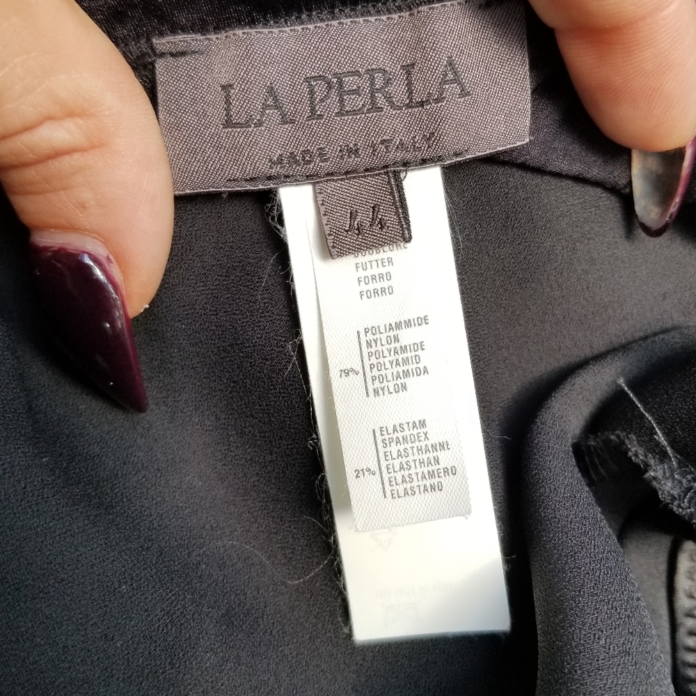 La Perla Beaded Bust Black Maxi Gown - Picture 4 of 5